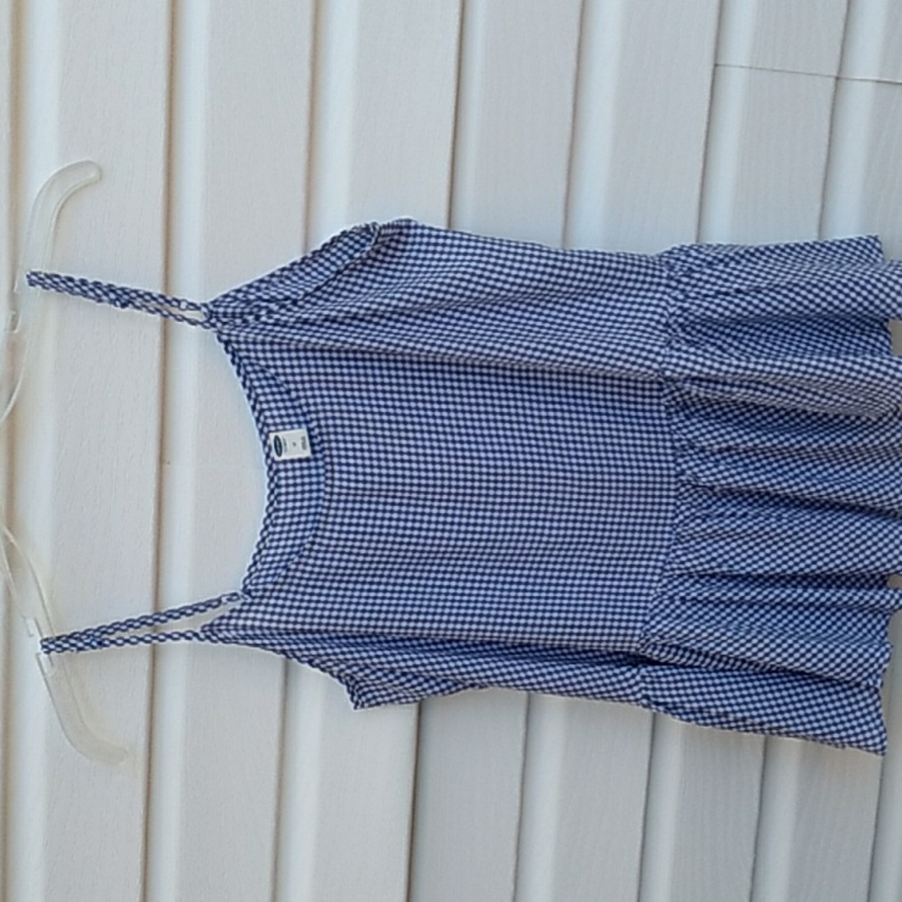 Old Navy top